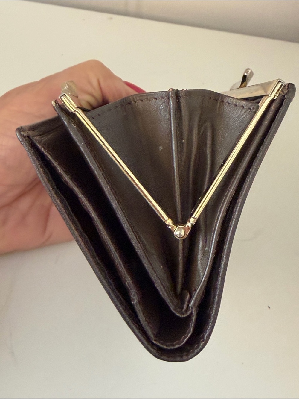 Burberry Vintage Check Kiss Lock Wallet - Picture 8 of 11